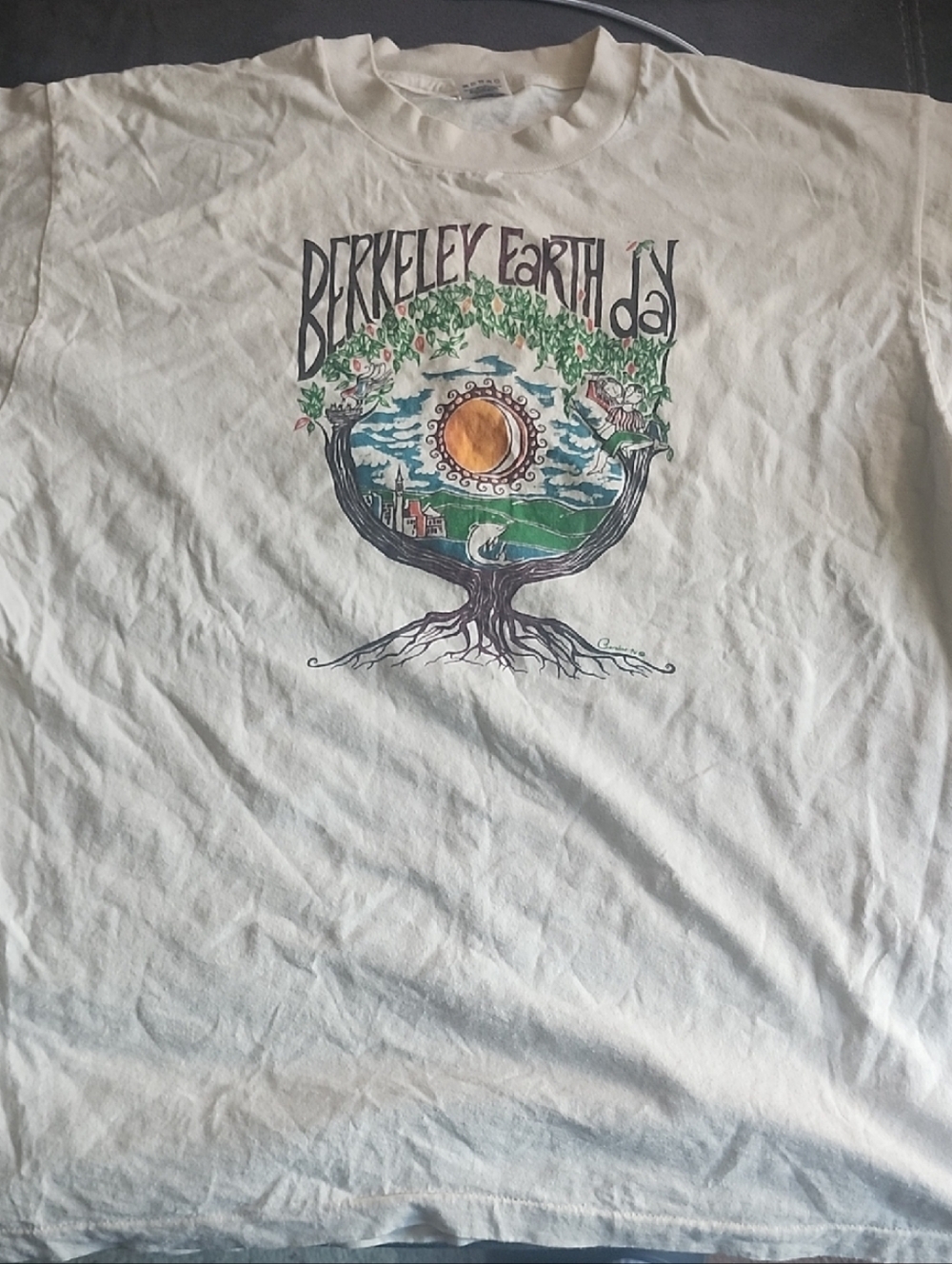 Fruit of the Loom Cream Tee with Multicolor Fruit Logo